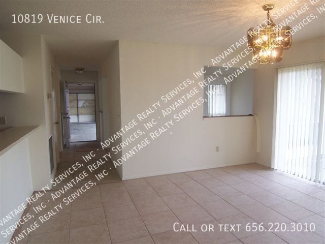 Photo - 10819 Venice Cir