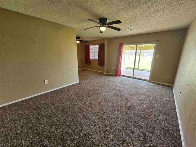 Photo - 3202 SE Footman Ln