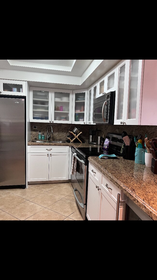 Photo - 6039 Collins Ave Unidad 60