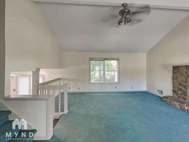 Photo - 3372 Birchwood Trail