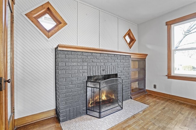 Photo - 2201 SW 8th St