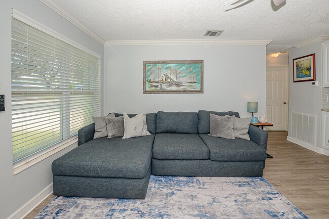 Photo - 110 SW Hideaway Pl