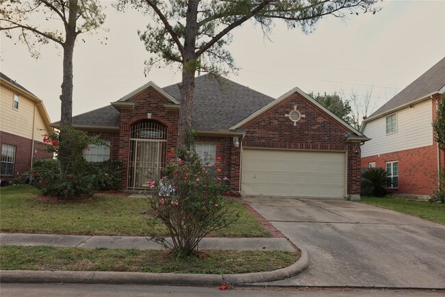 Building Photo - 7622 Tussenda Dr