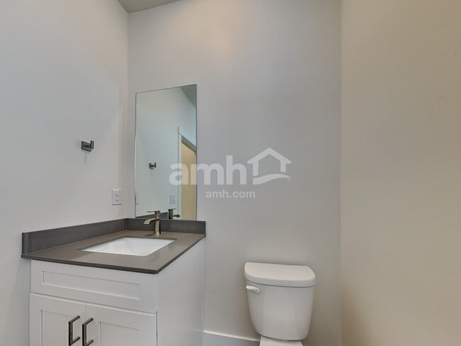 Photo - 1461 W Afton St