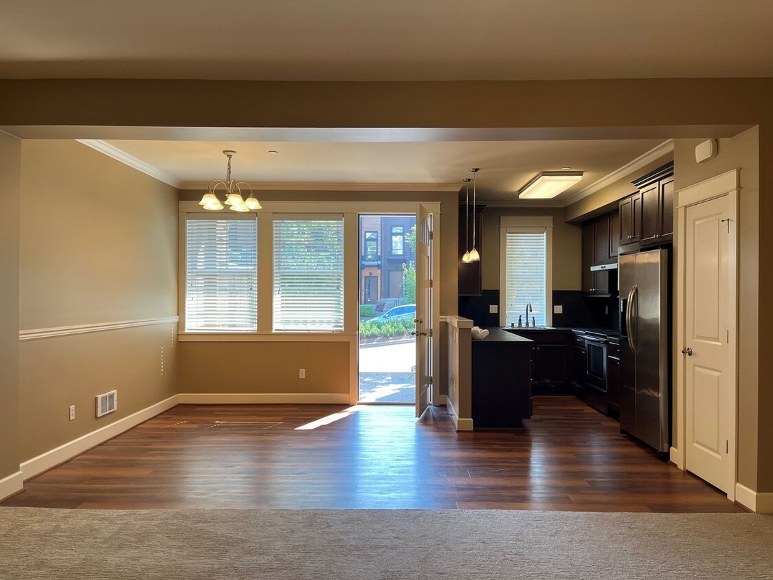 Photo - 2070 NW Talus Dr-