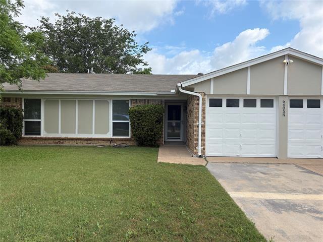 Building Photo - 6405 Kary Lynn Dr N