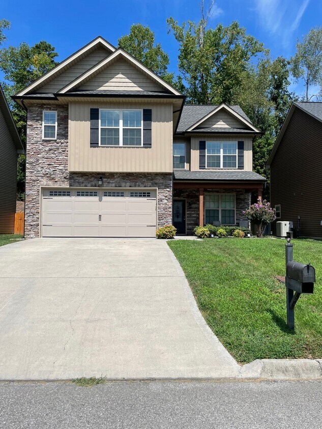 Photo - 1311 Yarnell Station Blvd (Knoxville, TN)