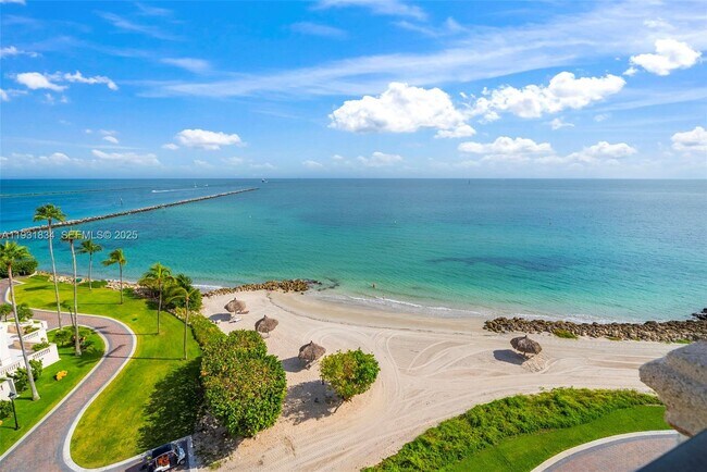 Photo - 7471 Fisher Island Dr Unidad 7471