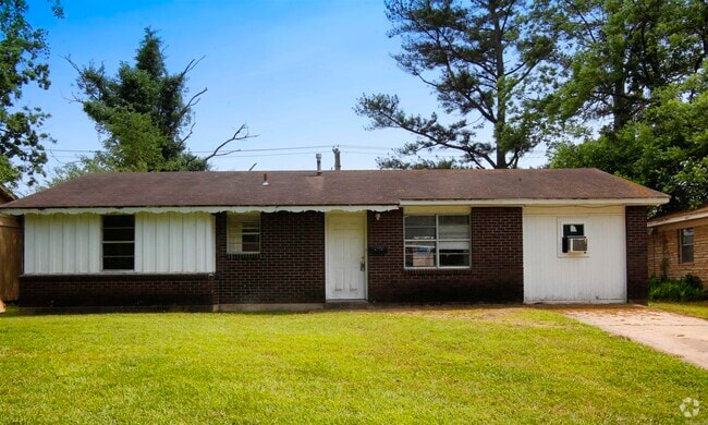 Building Photo - 2406 Belmoor Ave Rental