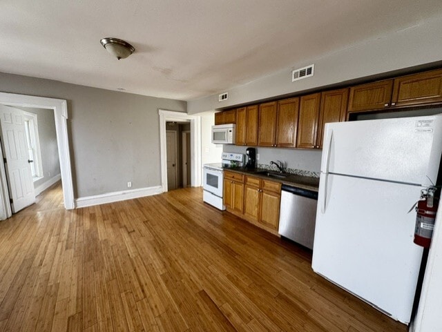 Photo - 9 S Clinton St Unit 2