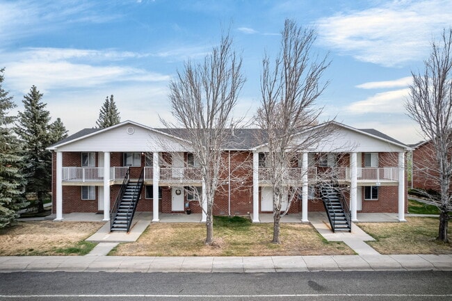 centrally located apartments in the sun valley neighborhood - 4502 E 12th St Unit 2
