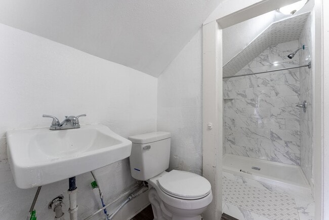 Photo - Izard Street Unit B