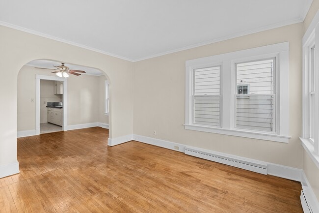 Photo - 1005 Woodsdale Ave