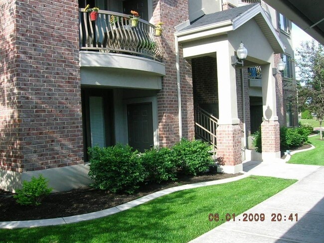 Photo - Great Condo with Tile & Granite