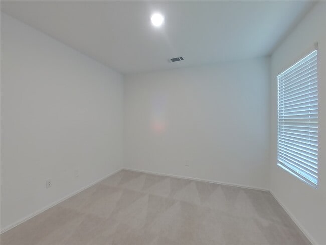 Photo - 17527 Grand Fir Ln