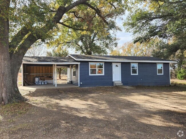 Building Photo - Recently Updated 3 Bed 2 Bath in Gun Barre... Rental