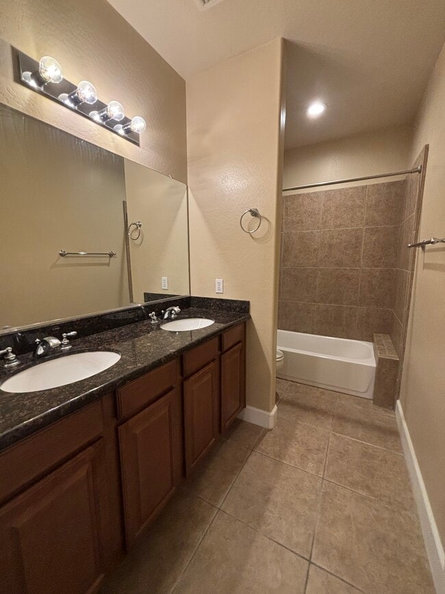 Hillmar Townhomes