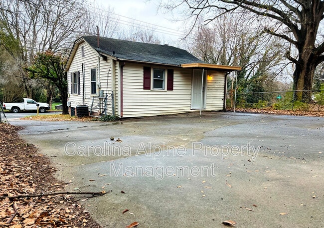 Photo - 1315 Ware Ave