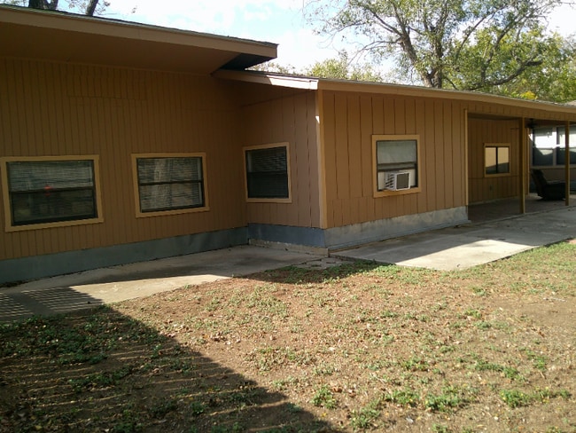 Building Photo - 801 4th St