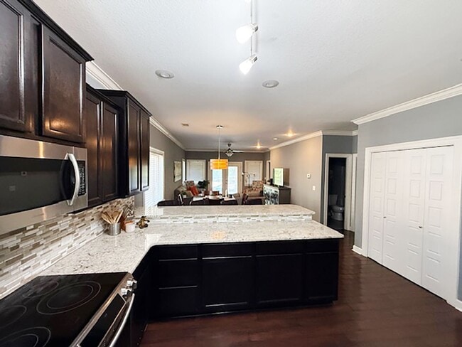 Photo - Lakefront Condo for Rent in Hot Springs
