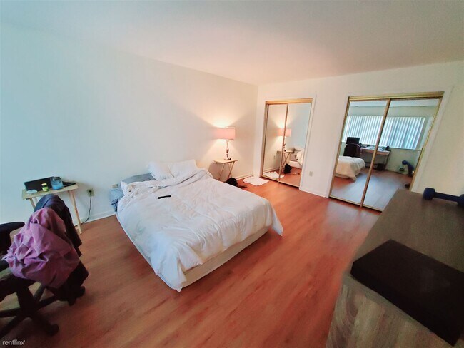 Photo - 1 br, 1 bath Condo - 1900 Summer St Unit K Unit K