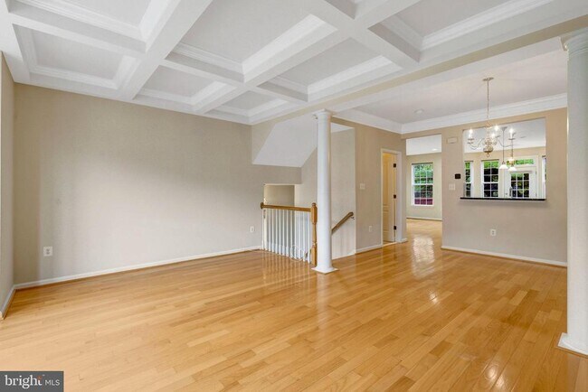 Photo - 4511 Billingham St