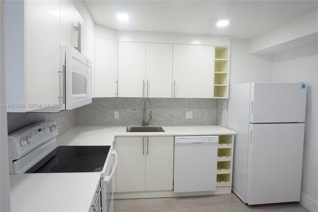 Photo - 2851 NE 183rd St Unit 1812E