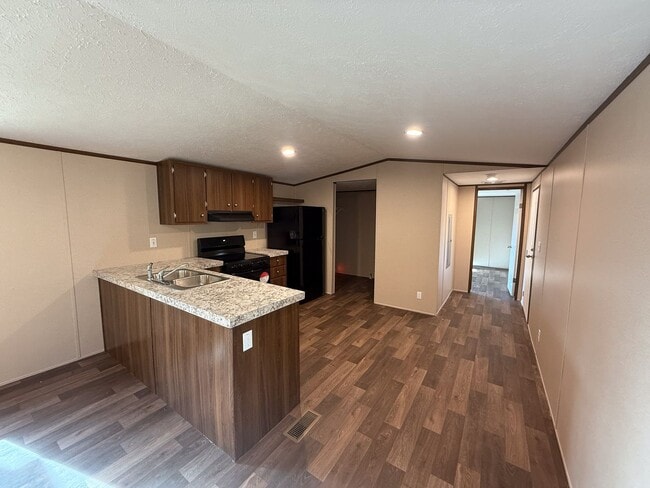 Photo - Energy-efficient mobile home for rent