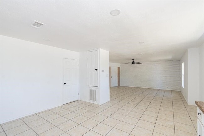 Photo - 312 N Gaillard St