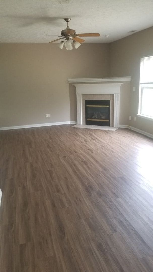 Photo - 3923 Ledyard St