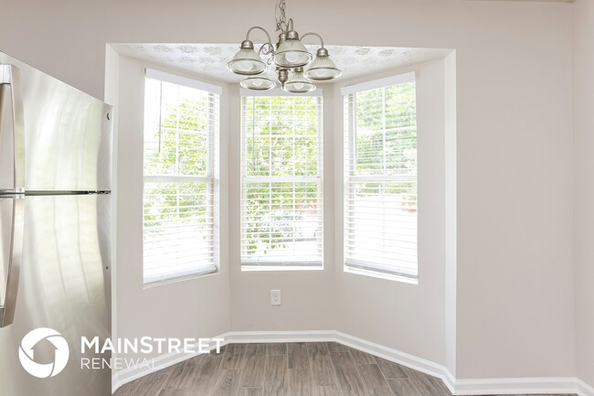 Photo - 6621 Ivy Log Dr SW