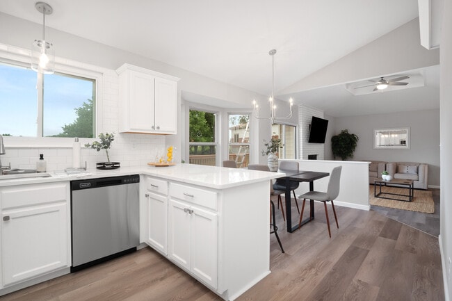 Photo - 2506 England Town Rd