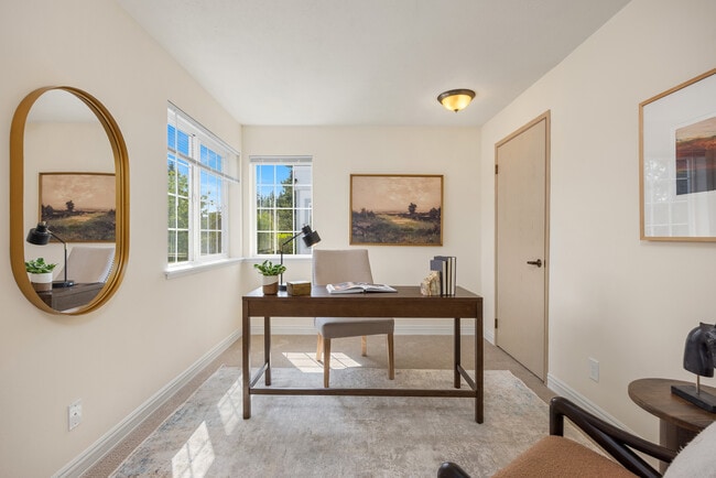 Photo - Winslow Manor