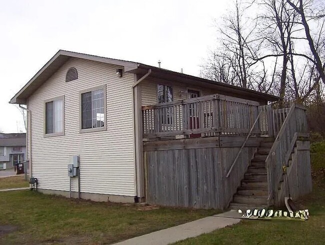 Photo - 1209 Jack Pine Dr