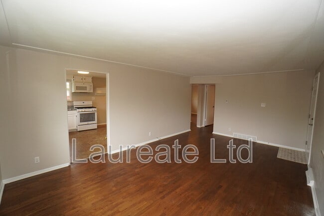 Photo - 2258 W Maplewood Ave
