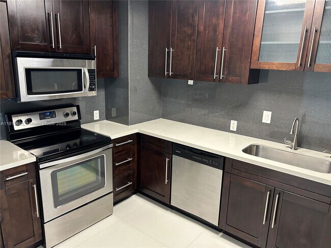 Photo - 100 Bayview Dr Unidad 2122