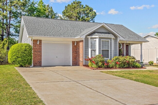 Photo - 3 Bedroom 2 Bathroom Nest in Fayetteville