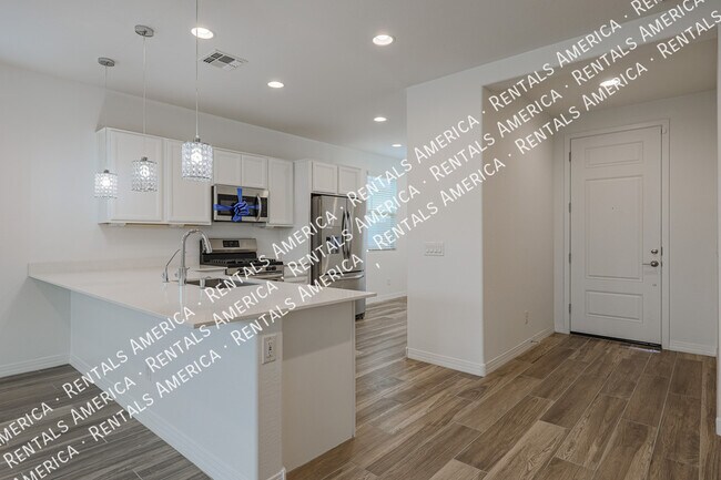 Photo - 5938 N 90th Dr