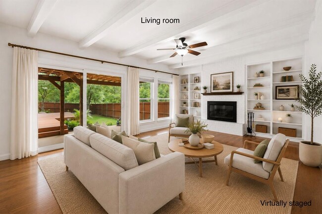 Building Photo - 9411 Cedar Crest Dr