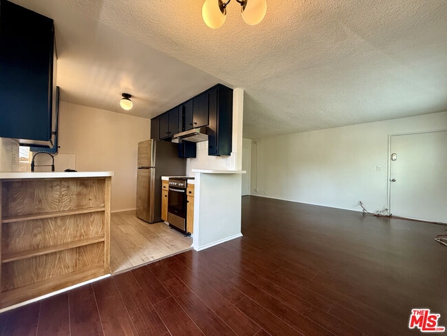 Photo - 6350 Willoughby Ave Apartment Unit #3