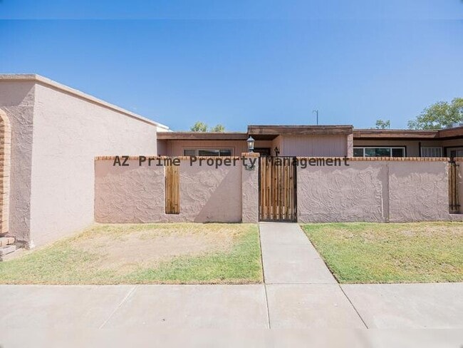 Photo - 6008 W Augusta Ave
