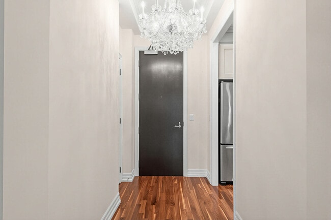 Photo - 21 Burkebrook Pl