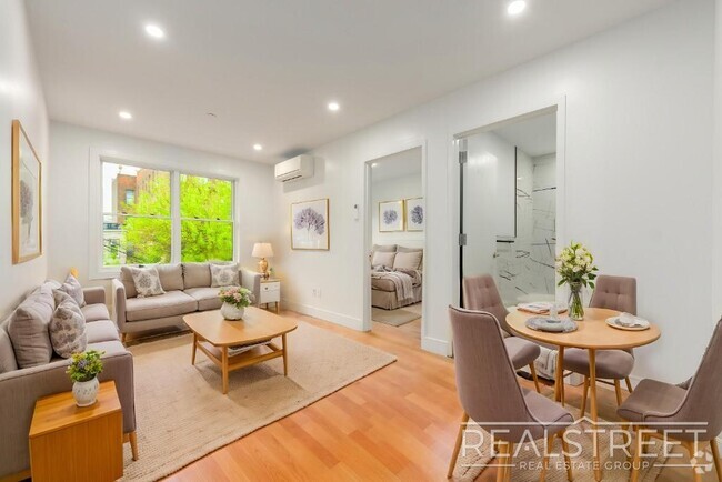 Building Photo - Brand New 1 Bedroom with In-Unit Washer/Dr... Unit 2B Rental