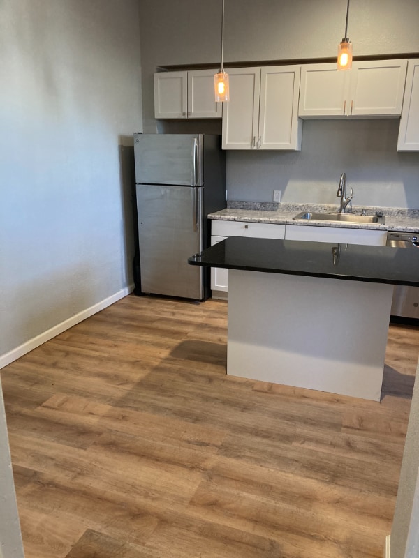 Photo - 912 5th St SW Unit 1