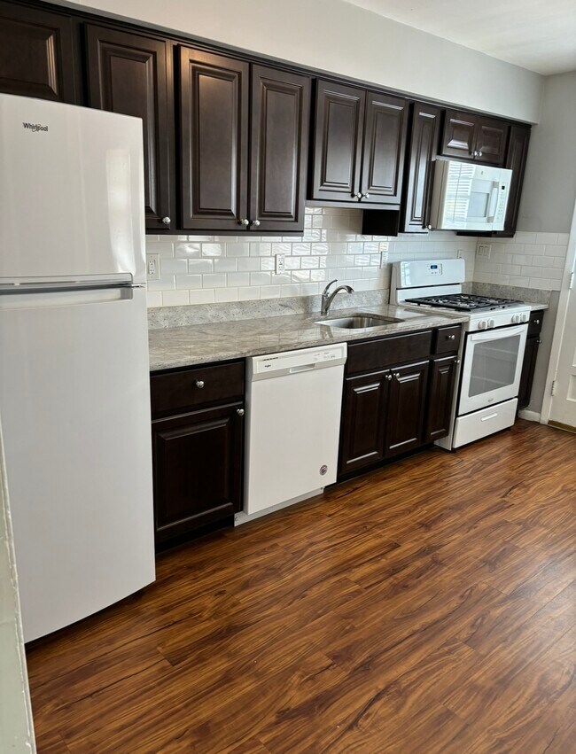 10 Summit Ave Unit 2