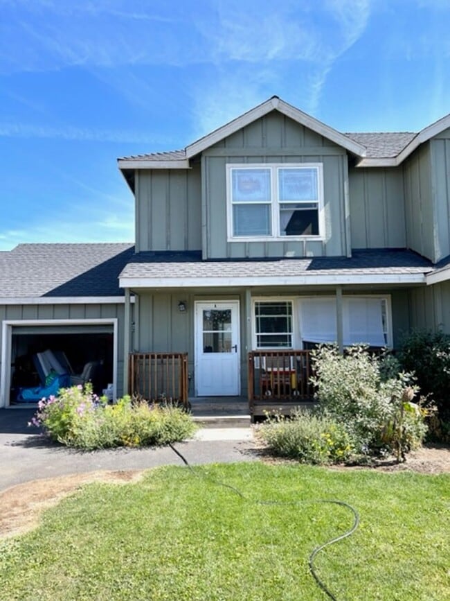Photo - 1110 SW 31st St Unit A