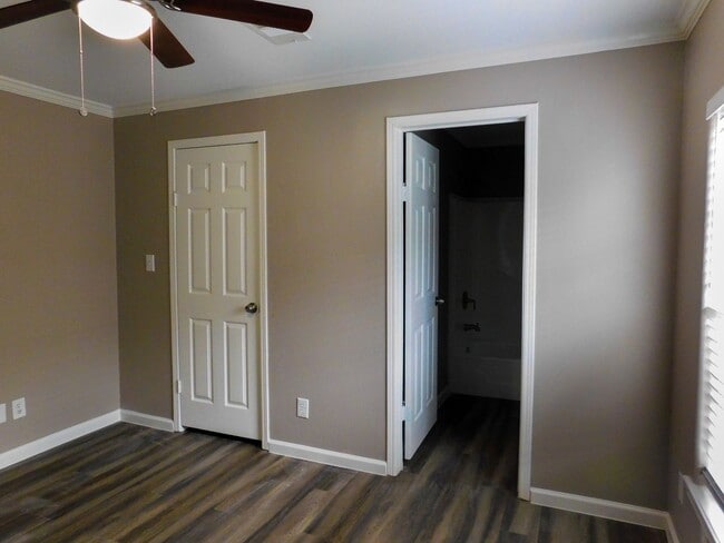 Photo - Room For Rent Unidad 150 Varsity Rm A