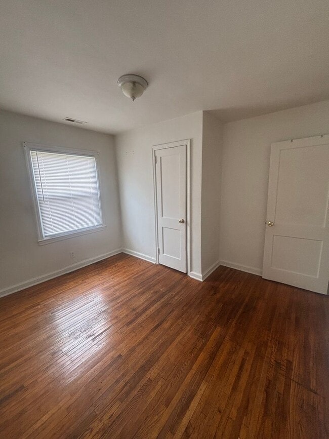 Photo - **IF YOU SIGN A 2 YEAR LEASE,  PAY RENT ON TIME EACH MONTH AND DONT DEFAULT ON YOUR LEASE. WE WIL...