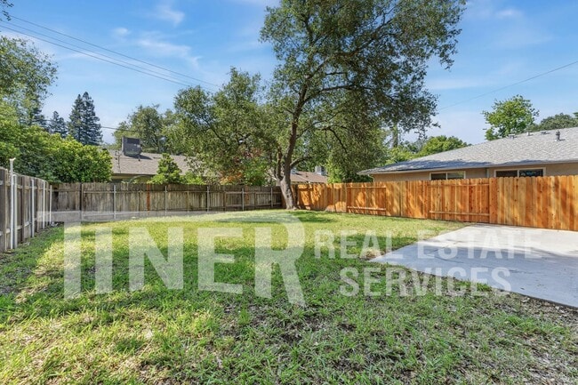 Photo - 6167 Oakgreen Cir