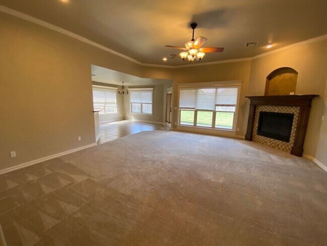 Photo - 3 Bed | 2 Bath | Jenks